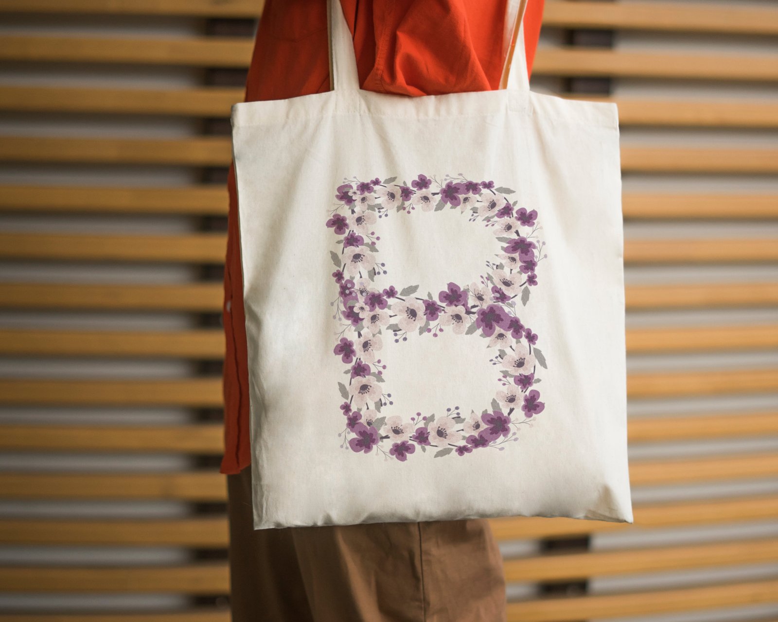 Letter M Shopping Bag Logo